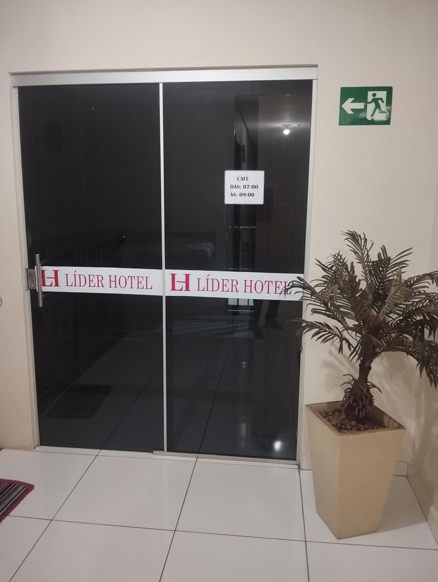 Lider Hotel Гояния Экстерьер фото